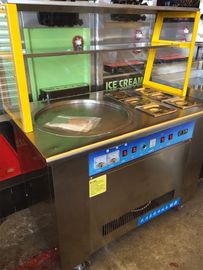 Machine roulée frite par casserole simple de crème glacée avec 6 PCs complétant le conteneur